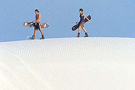 En sudáfrica a 30ºC también se puede hacer snowboard, eso si, sobre arena