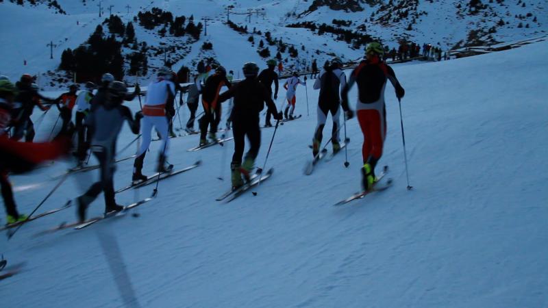 Buena afluencia de esquiadores en Vallter 2000