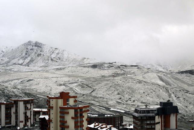 Os dejamos unas imágenes de skipass de la nevada que ha dejado la última tormenta en los Alpes.