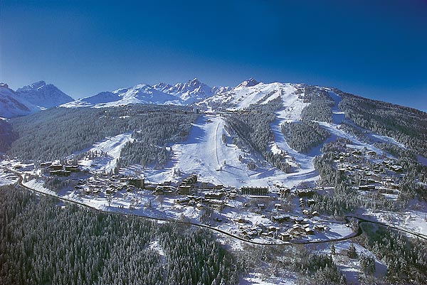 El resort de los Alpes franceses nos presenta la estación y el domino de los 3 Valles para esta temporada